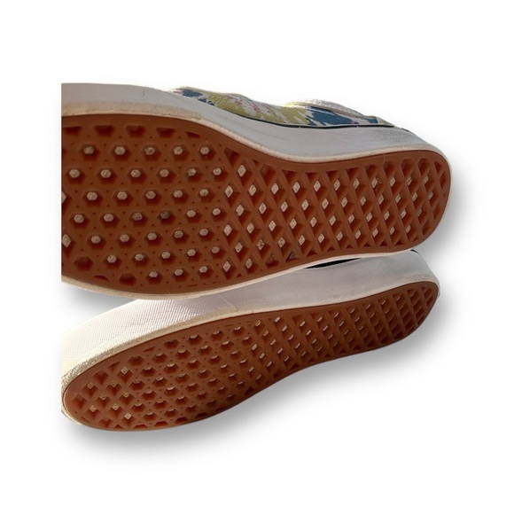 Women’s or girls tie-dye Vans size 5.5 - Picture 6 of 6